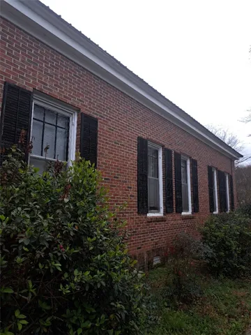 33 Railroad Avenue, Notasulga, Alabama 36866
