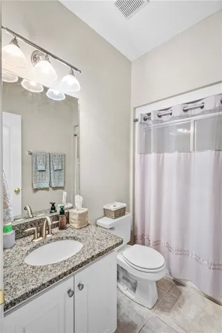 Hall bath 2
