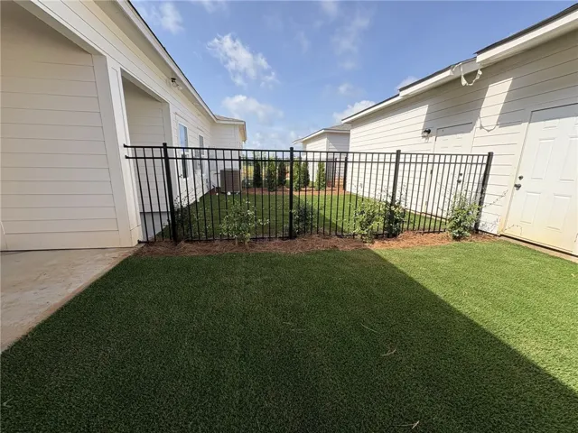 1740 Woodland Pines Lane 279, Auburn, Alabama 36830
