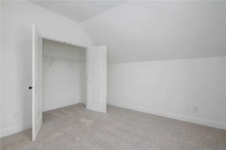 1738 Woodland Pines Lane 280, Auburn, Alabama 36830
