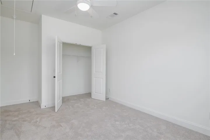 1738 Woodland Pines Lane 280, Auburn, Alabama 36830