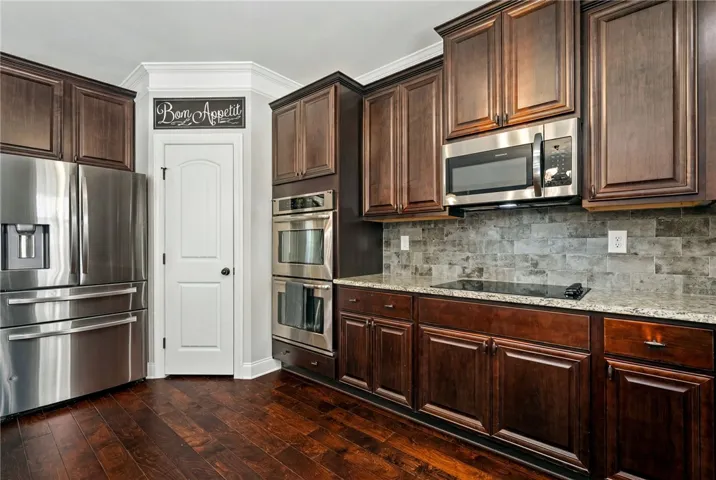 Stainless steel appliance, walk in pantry