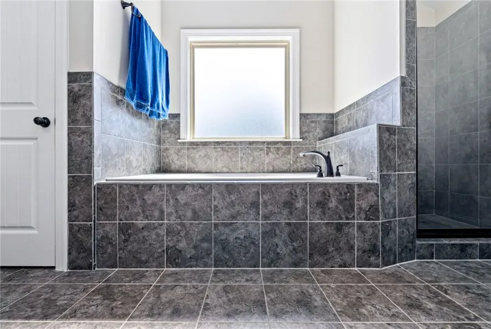 2922 Stillwood Way, Auburn, Alabama 36830