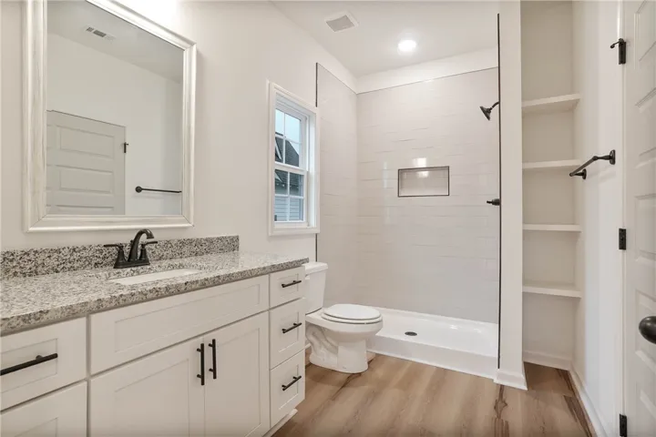 EXAMPLE PHOTOS of completed Toby B Floor Plan