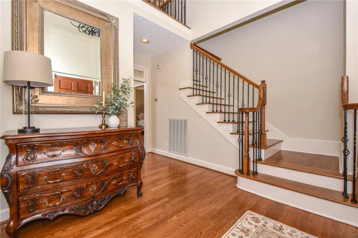 2447 Oakwoods Lane, Alexander City, Alabama 35010