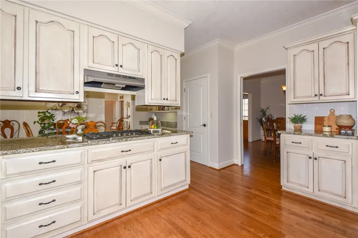 2447 Oakwoods Lane, Alexander City, Alabama 35010