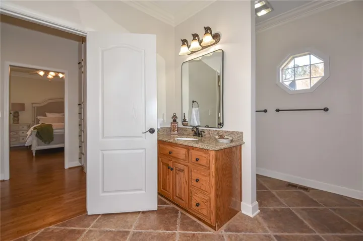 2447 Oakwoods Lane, Alexander City, Alabama 35010
