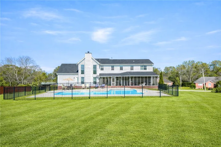 2447 Oakwoods Lane, Alexander City, Alabama 35010