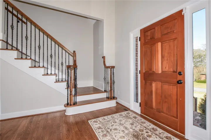 2447 Oakwoods Lane, Alexander City, Alabama 35010