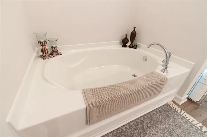 Garden Tub
