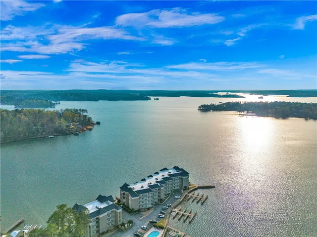 395 Sunset Point Drive 101, Dadeville, Alabama 36853