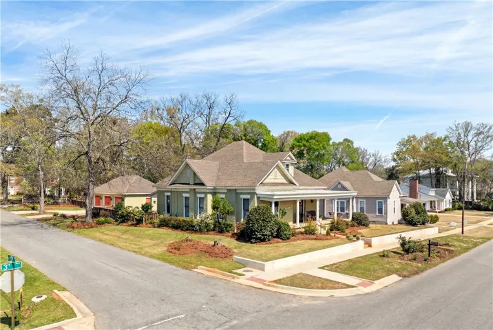 1114 3rd Avenue, Opelika, Alabama 36801