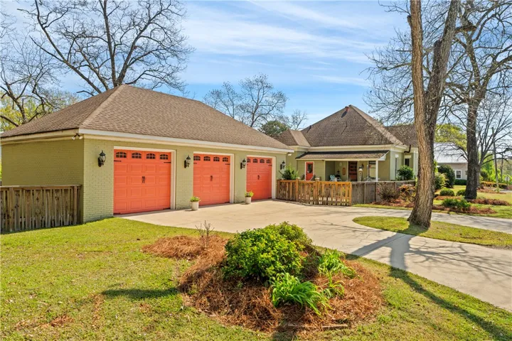 1114 3rd Avenue, Opelika, Alabama 36801