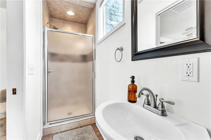 51 Falling Water Circle, Dadeville, Alabama 36853