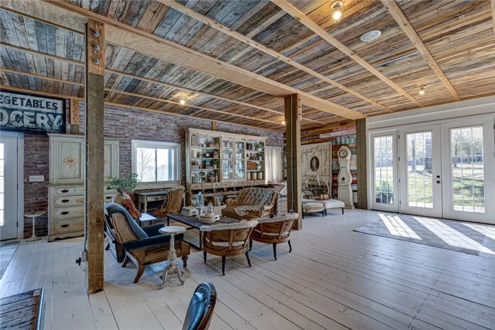4240 Anderson Road, Opelika, Alabama 36801