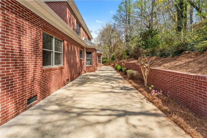 202 Asheton Lane, Auburn, Alabama 36830