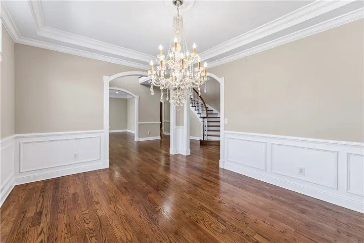 Formal Dining