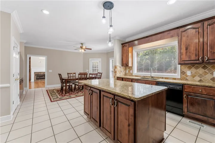202 Asheton Lane, Auburn, Alabama 36830