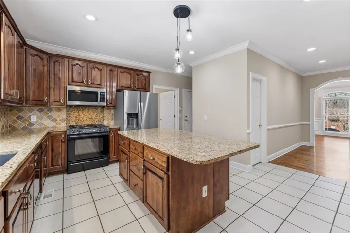 202 Asheton Lane, Auburn, Alabama 36830