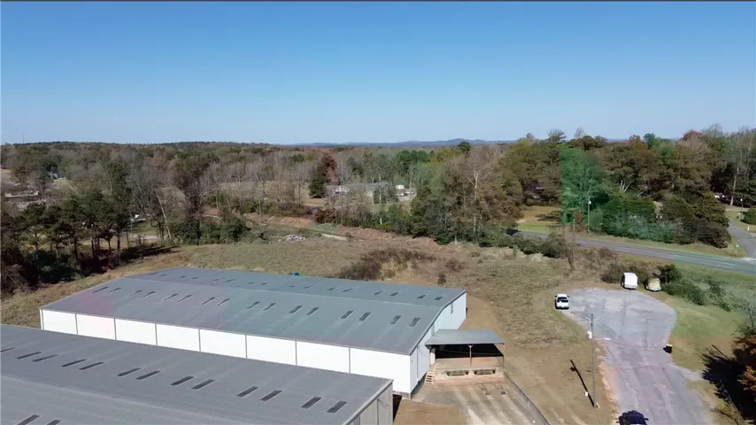 755 16th Court, Alexander City, Alabama 35010