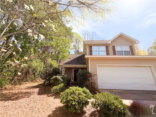 818 Greenewood Drive - Image has been edited to remove personal items of tenant