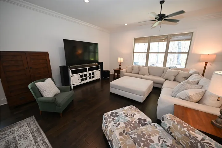 585 Windsor Drive, Opelika, Alabama 36801