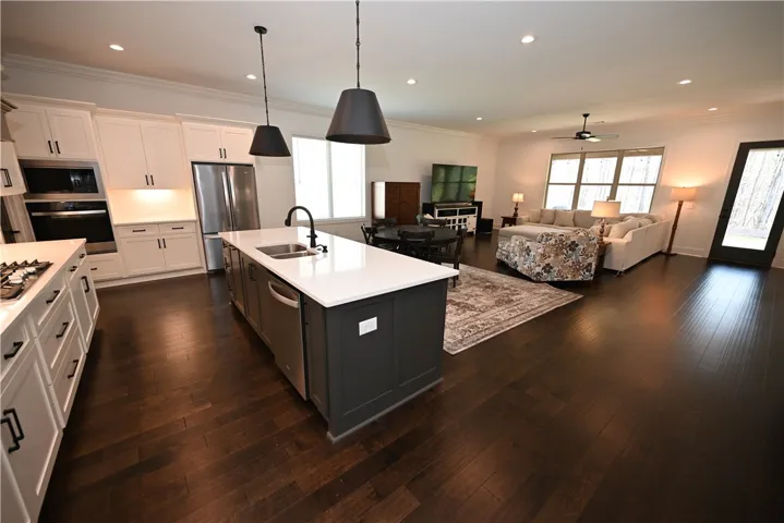585 Windsor Drive, Opelika, Alabama 36801