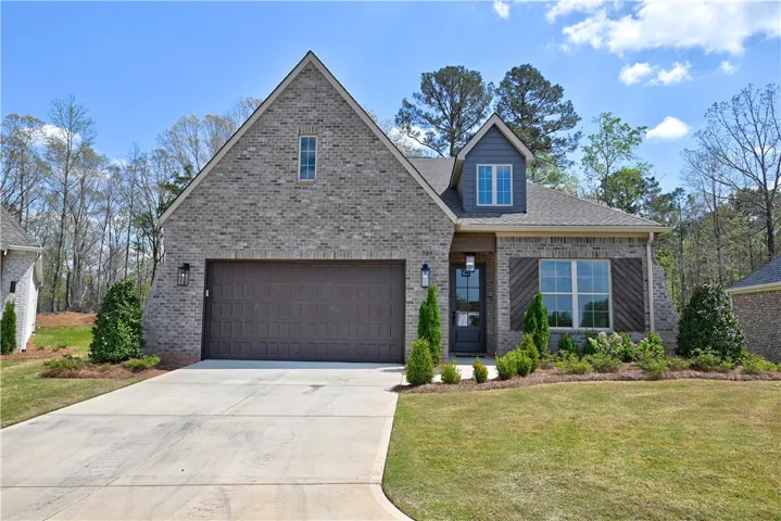 Ready to see 585 Windsor Drive? Come on in!