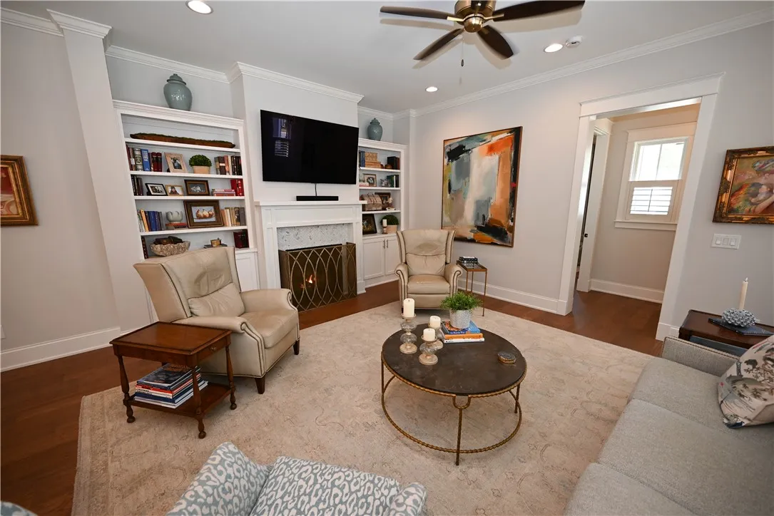 Custom built-ins & 10' ceilings.