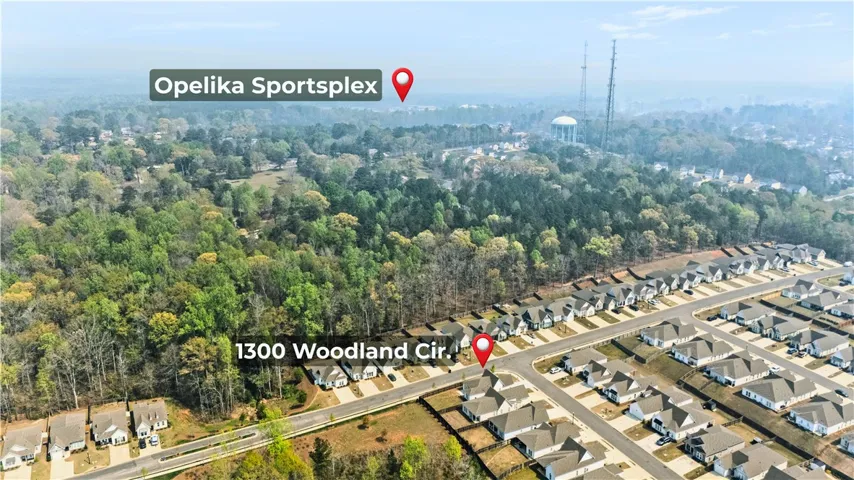Activities & exercise just around the corner at Opelika's Sportsplex!  Foxrun Village is also a fantastic walking neighborhood itself - sidewalks galore!