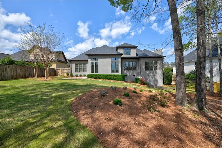 Large fenced in yard!