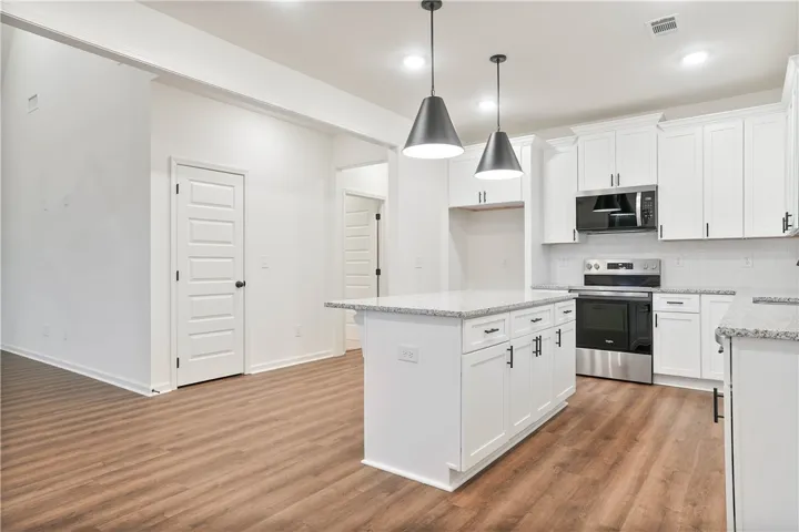 834 Hunters Way, Opelika, Alabama 36801