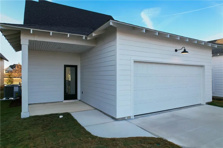 Example of a completed & staged Ellie Floor Plan