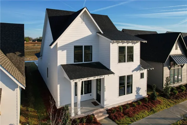 Example of a completed & staged Ellie Floor Plan