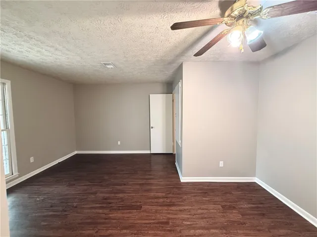 102 Living/Dining view 2