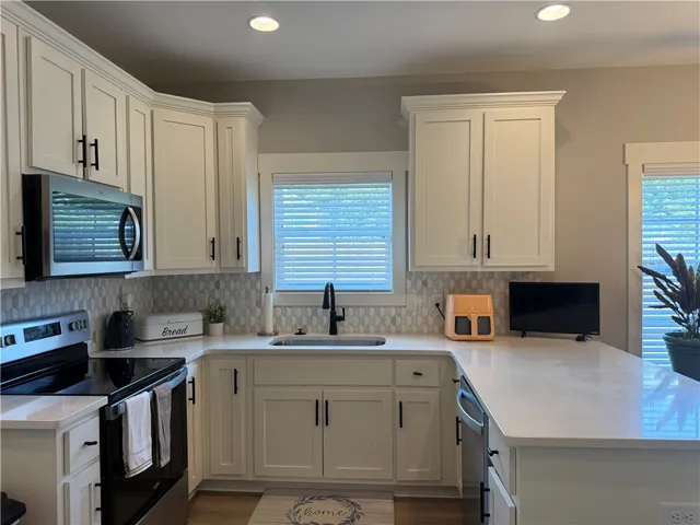 105 Cove Creek Drive, Opelika, Alabama 36804