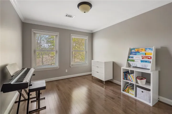 Bedroom 2 could be an office, gym, art studio, baby room ....