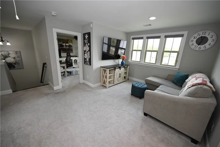 Second living room/landing on the second level.