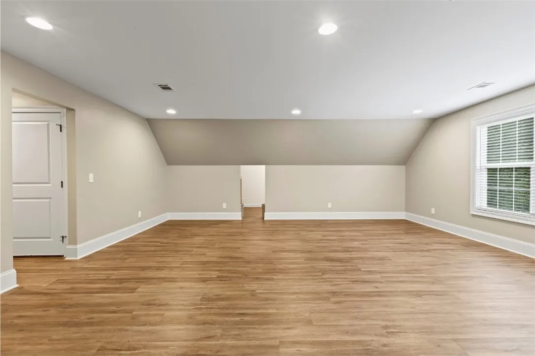 Bonus room