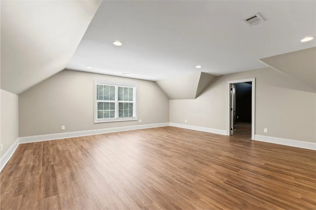 Bonus room
