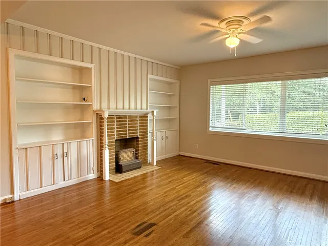 141 Living view 2