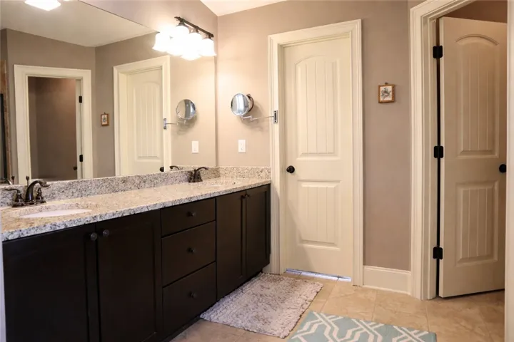 656 Heywood Street, Auburn, Alabama 36832