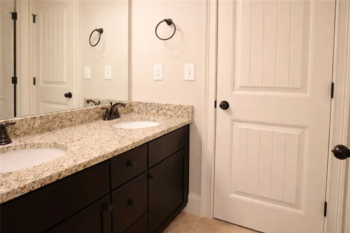 656 Heywood Street, Auburn, Alabama 36832