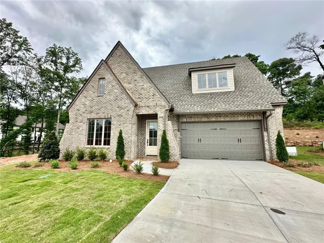 588 Glenview Court, Auburn, Alabama 36830