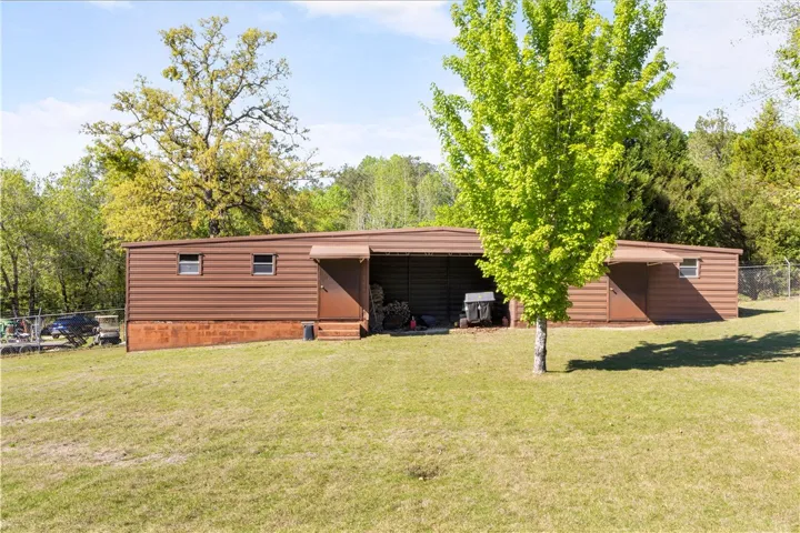 Additional storage -Storage building
