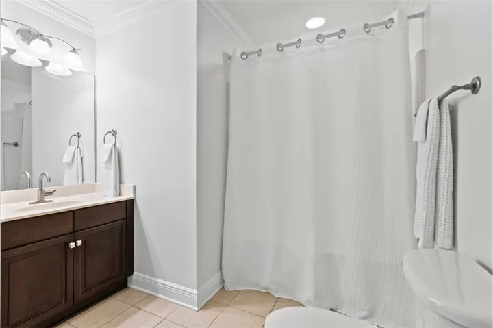 115 S Debardeleben Street 101, Auburn, Alabama 36830