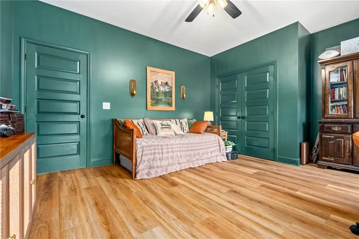 Guest Bedroom 1/Office
