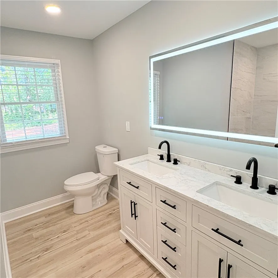 Hall Bathroom