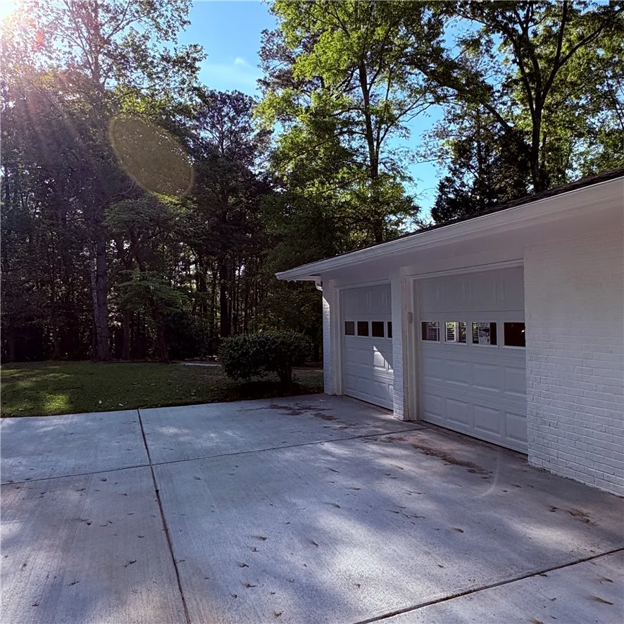 2 car garage