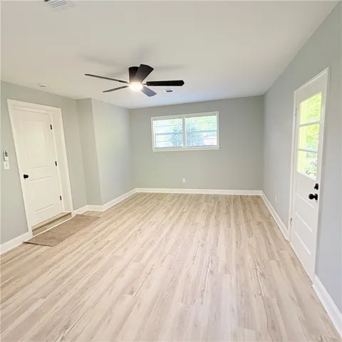 bonus room/office